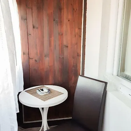 Beautiful Two Bedroom Near City Centre And River Vrbas *