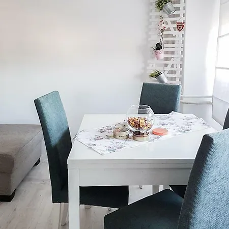 شقة Beautiful Two Bedroom Near City Centre And River Vrbas بانيا لوكا