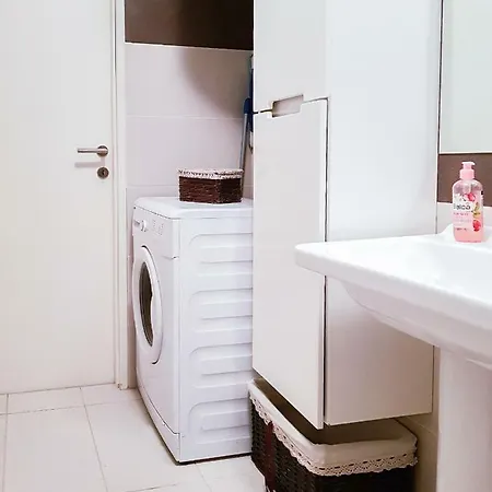 Beautiful Two Bedroom Near City Centre And River Vrbas *