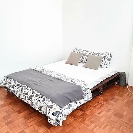 Beautiful Two Bedroom Near City Centre And River Vrbas شقة *